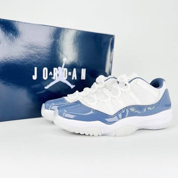 NK Air Jordan 11 Retro Low - Sneakers