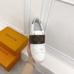 LV Time Out – Sneaker