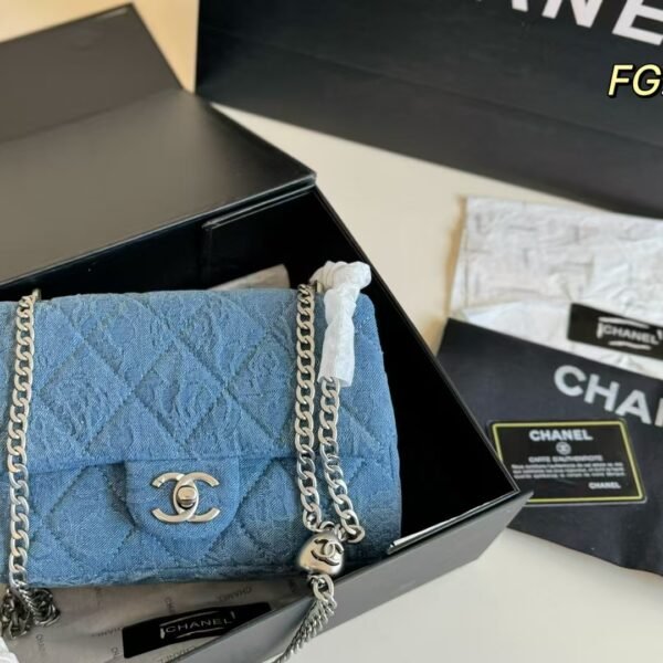 TB Toryburch Diamond-Encrusted Patent Leather Small