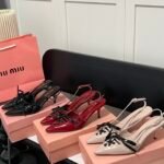 MIU Bow Slingback Pumps – Heels