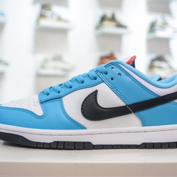 NK Dunk Low - Sneakers