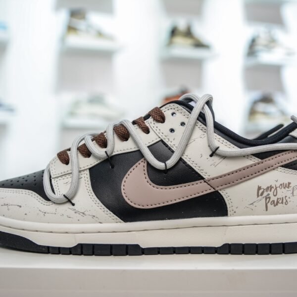 NK Dunk Low Pro SB Parra Black/White - Sneakers