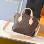 LV Lockme Bucket Monogram – Bag – Gold