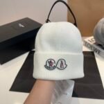 MCL Logo Patch Beanie White Wool – Chapeau