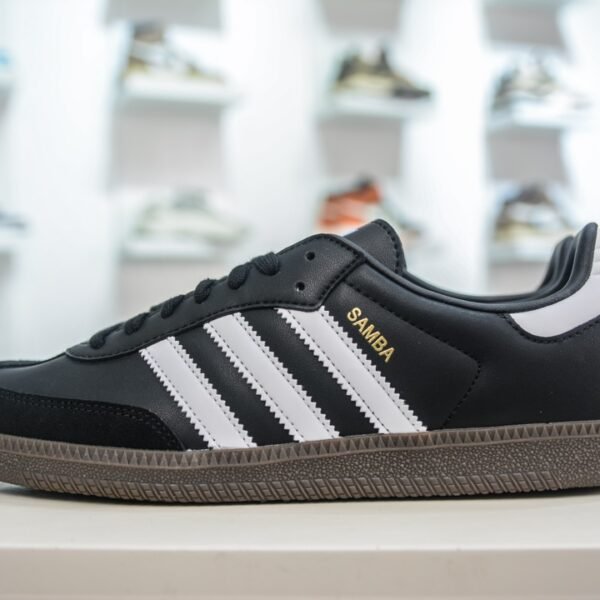 AD Samba Black/White - Sneakers