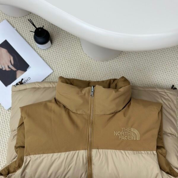 TNF 1996 Retro Nuptse Vest Wheat - Vest