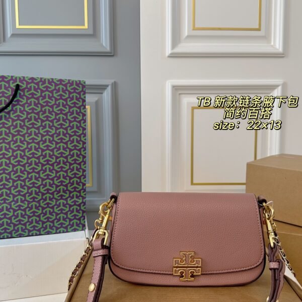 TB Chain Shoulder Bag