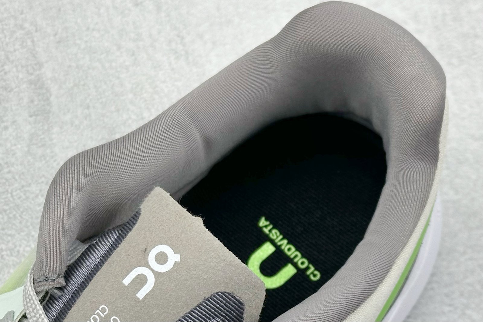 I'm unable to identify the brand or model of this product. - Image 8