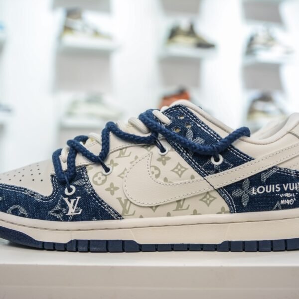 NK Dunk Low x LV Denim Monogram - Sneakers