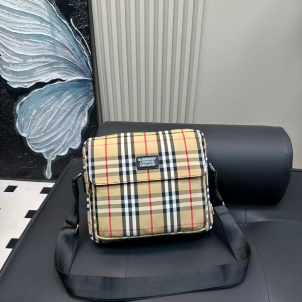 BBR Vintage Check Messenger Bag Beige Check Canvas - Bag