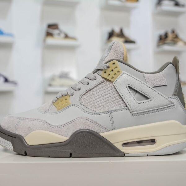 NK Air Jordan 4 Retro SE Craft Photon Dust - Sneakers