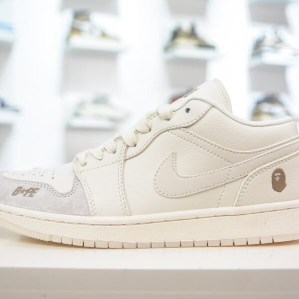 NK Air Jordan 1 Low x A Bathing Ape - Sneakers
