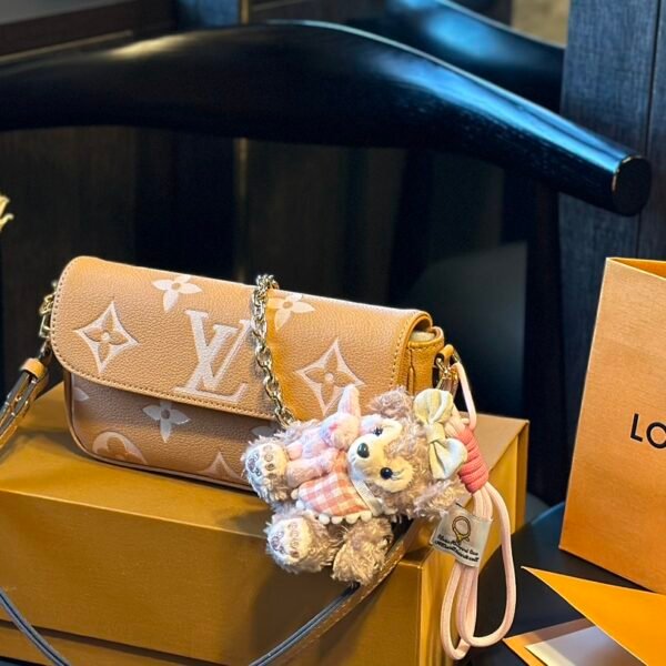 LV Pochette Métis - Bag