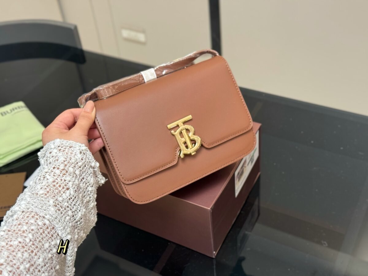 BBR TB Bag Tan Leather – Bag – Red
