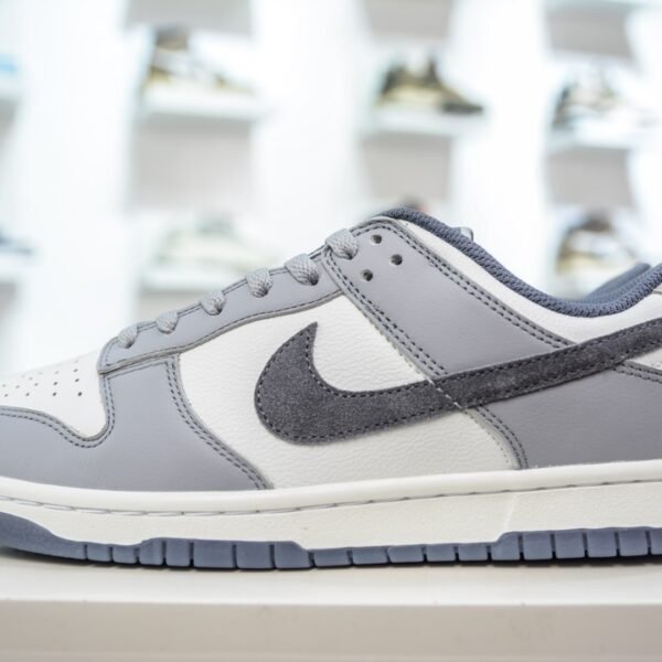 NK Dunk Low - Sneakers