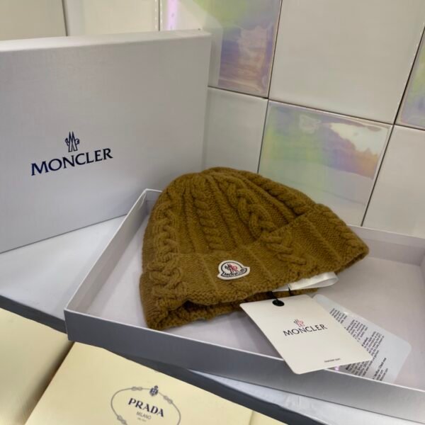 MCL Cable-Knit Beanie Brown Wool - Hat