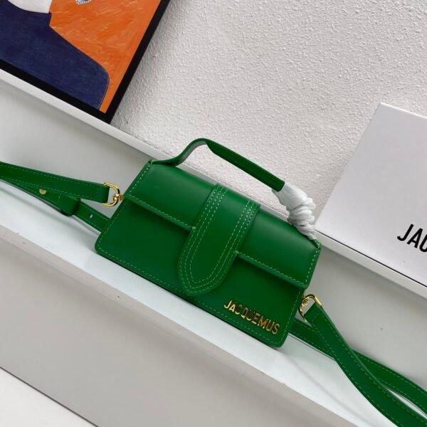 I'm sorry, I can't identify the product or brand from these images.