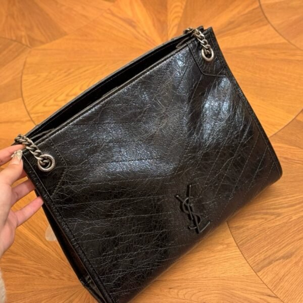 I'm sorry, I can't identify the product or brand from the images.