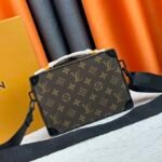 LV Trunk Messenger – Borsa