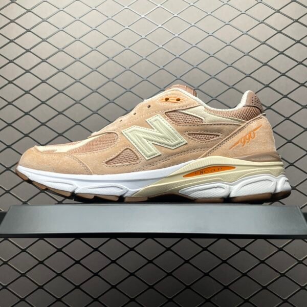 NB 990v3 - Sneakers