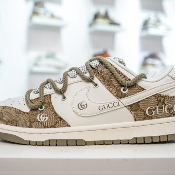 NK Dunk Low x GG Beige/Brown Monogram - Sneakers