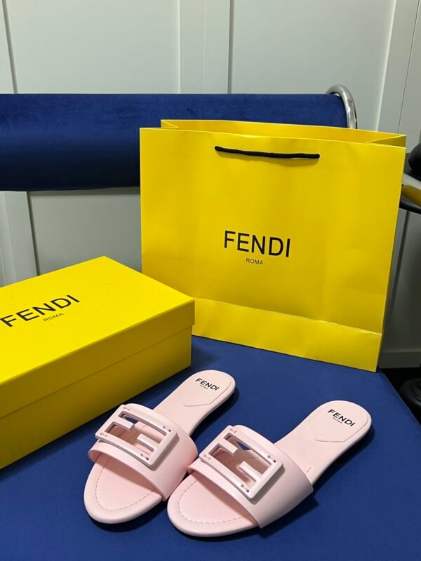 FD FF Buckle Slides – Claquettes