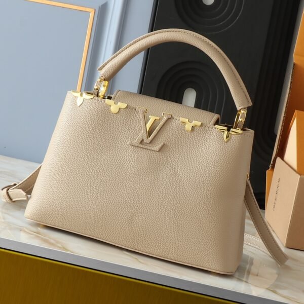 LV Capucines BB Beige Leather - Bag