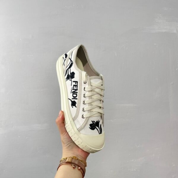 FD Flowery Canvas Sneakers - Sneakers