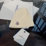 MCL Ribbed Wool Beanie Cream – Hat – Red