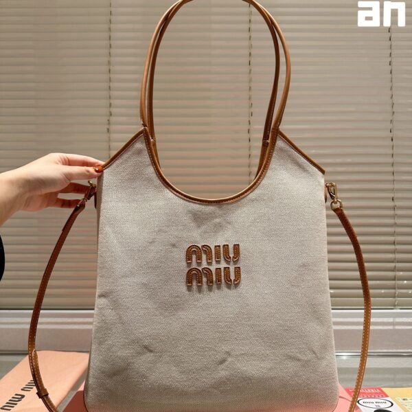 MIU Isetan Limited Edition Tote Beige Canvas - Bag