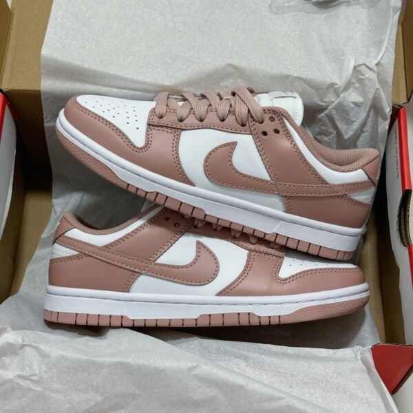 NK Dunk Low - Sneakers