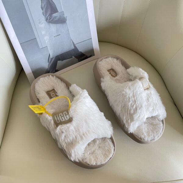 UGG Fluff Yeah Slide - Slides