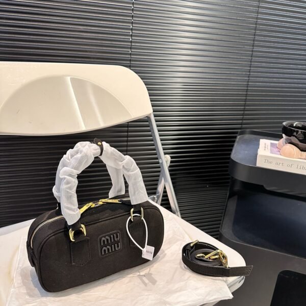MIU Wander Matelassé Black - Bag