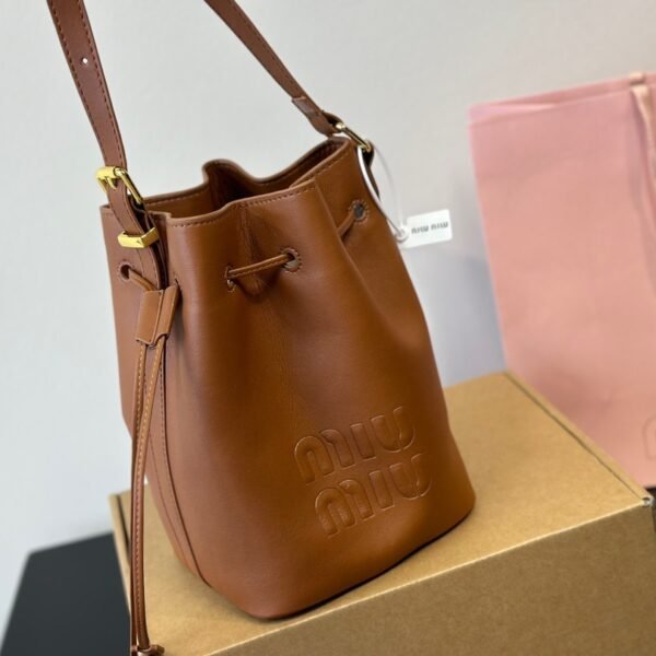 MIU Wander Bucket Bag Leather - Bag
