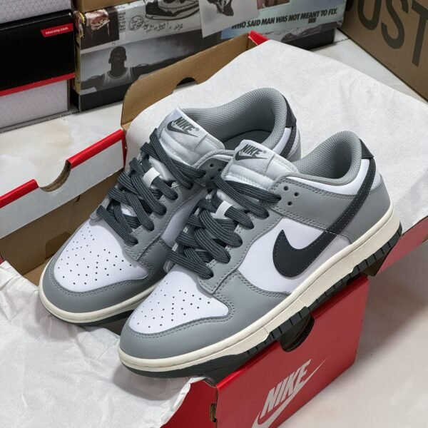 NK Dunk Low - Sneakers