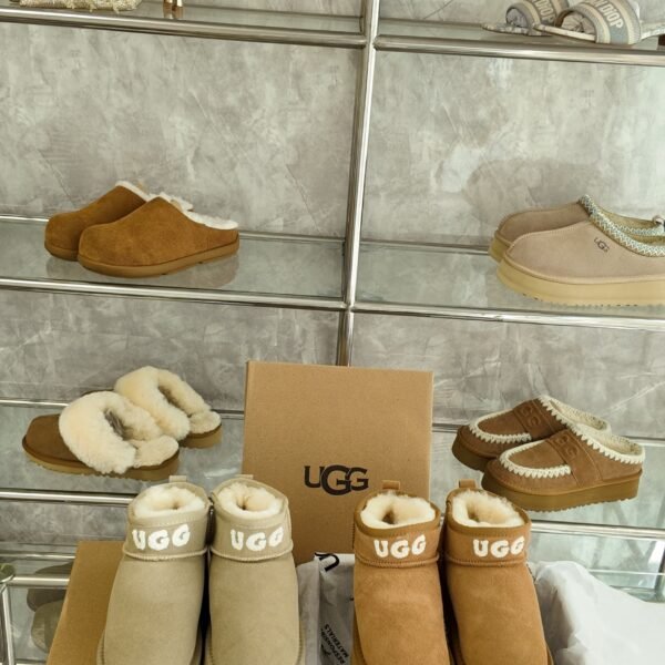 UGG Classic Ultra Mini - Boots