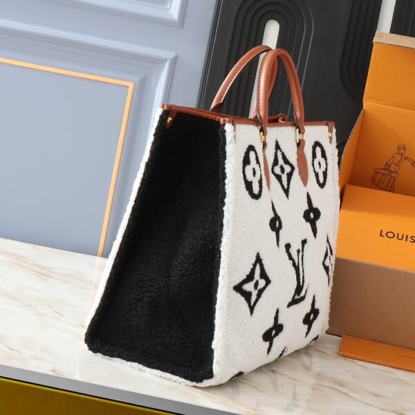 LV Onthego - Bag