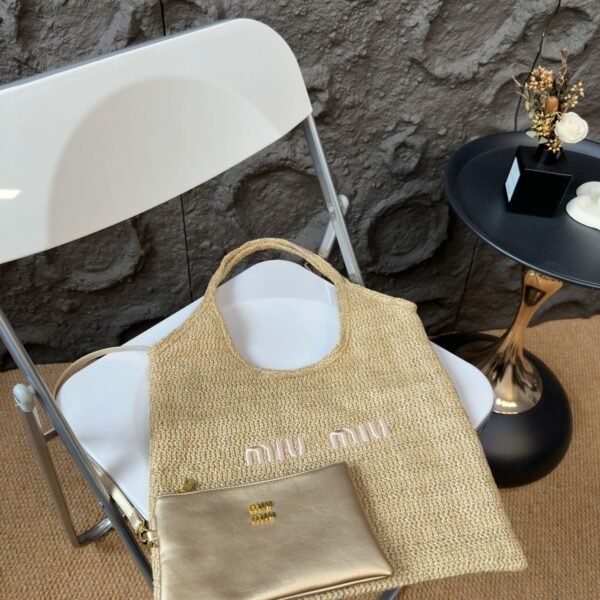 MIU Raffia Tote Beige/Black Raffia - Bag