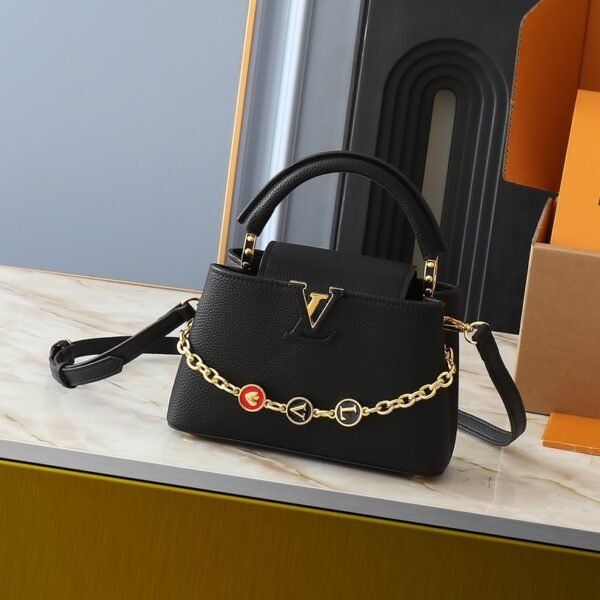 LV Capucines BB - Bag