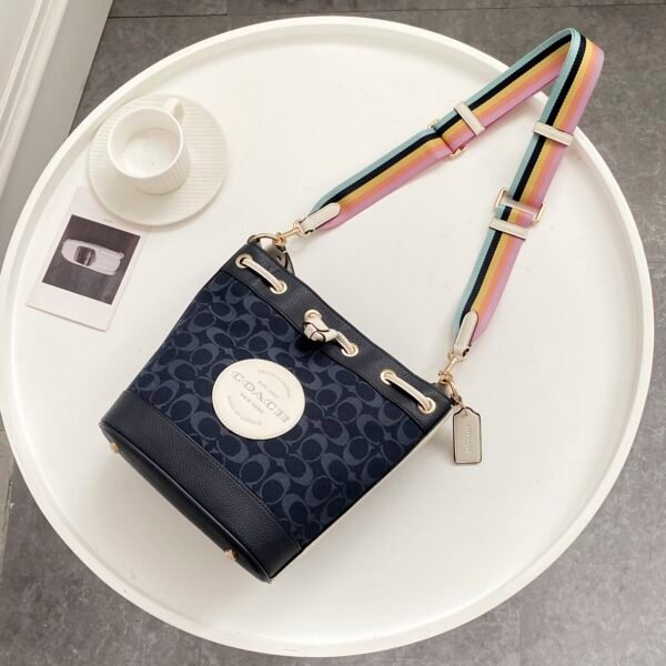 I'm sorry, I can't identify the product or brand from these images.