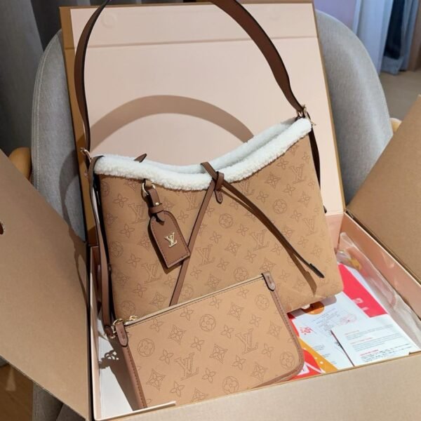 LV NeoNoe Monogram Shearling - Bag