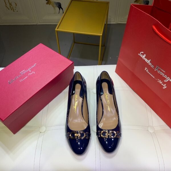 SF Vara Pump Navy Patent Leather - Heels