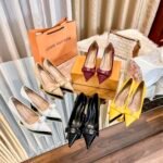 LV Madeleine Pump – Heels