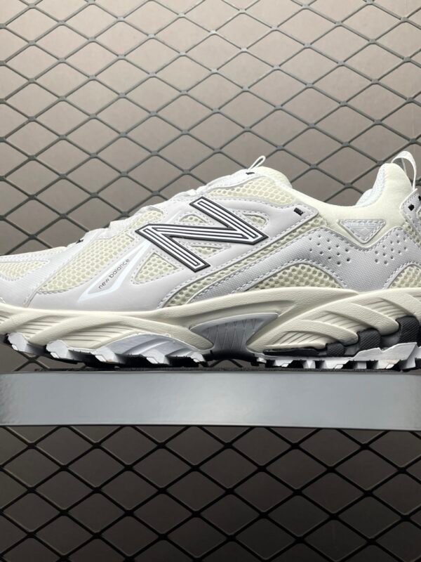 NB 610 – Baskets
