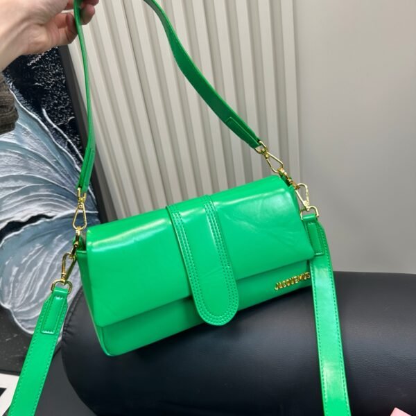I'm sorry, I can't identify the product or brand from these images.