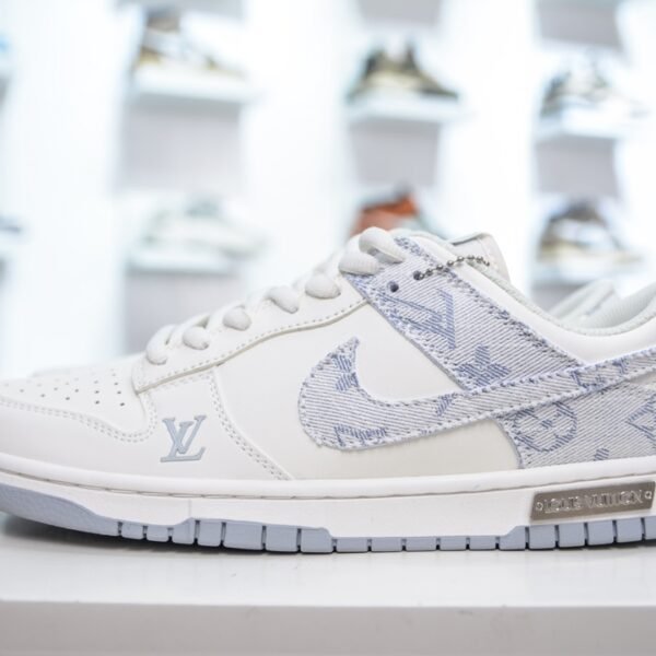 NK Dunk Low x LV - Sneakers