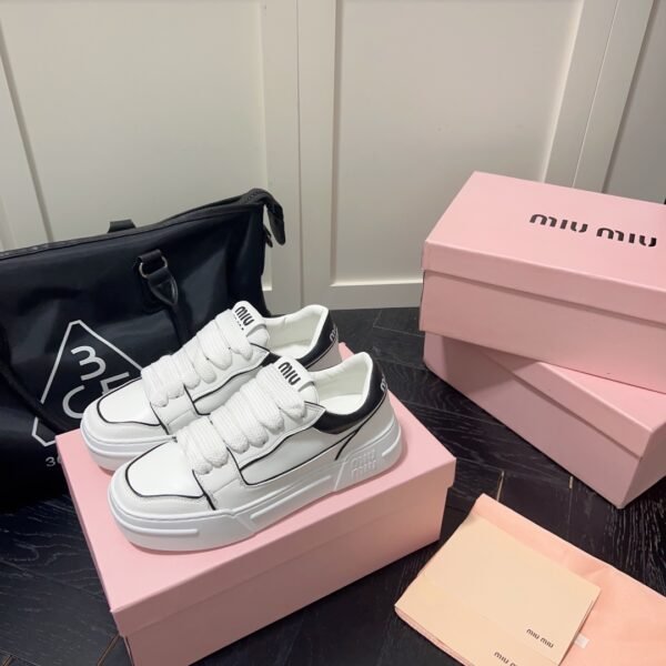 MIU Sneakers - Sneakers