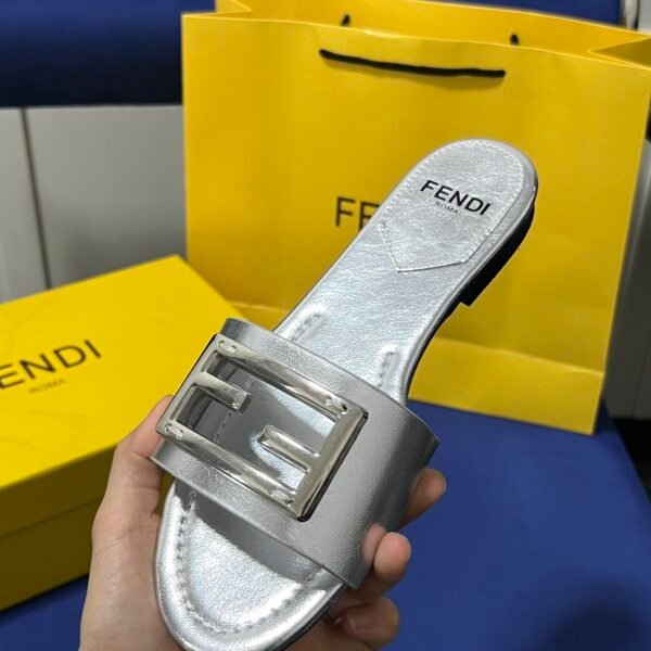 FD FF Slide - Slides