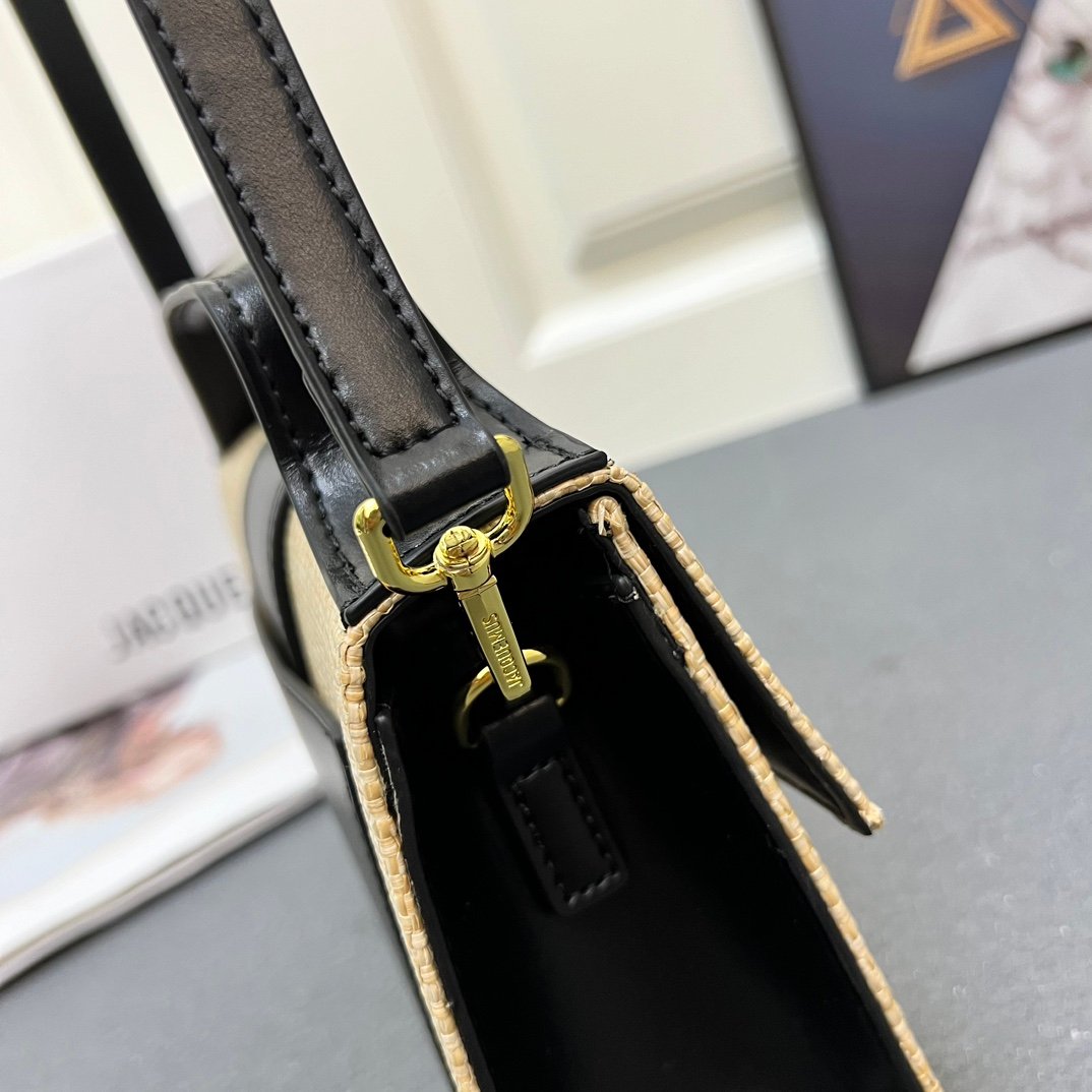 I'm sorry, I can't identify the product or brand from the images. - Image 6