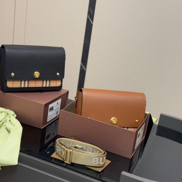 BBR Vintage Check and Leather Note Crossbody - Bag